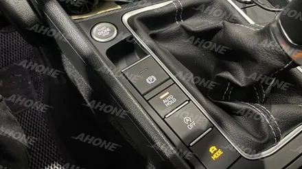 폭스바겐 제타 페이스리프트 옵션 추가 장착! 순정 오토 홀드 (Auto Hold) 시공. / 경기 이천 부발