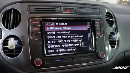 폭스바겐 구형 티구안 RCD330Plus, 순정 후방카메라 시공 by AH-ONE / 경기 이천 부발