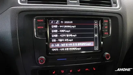 폭스바겐 제타 RCD330 Plus, 순정 후방카메라, 블랙박스 시공 by AH-ONE / 경기 이천 부발