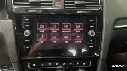 폭스바겐 골프 7세대 GTI 카플레이 활용하기! MIB2.5+신형8인치 모니터, 순정 알람혼 장착. / 경기 이천 부발