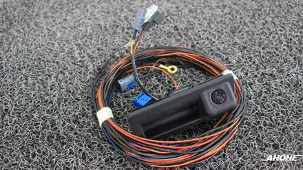 구형 티구안 RCD330 Plus 오디오, 순정 후방 카메라, 실내 LED 시공 by AH-ONE / 경기 이천 부발
