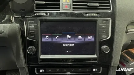 폭스바겐 골프 7세대 2.0TDI 옵션 골라 담기! MIB2.5 앱 커넥트 오디오, 순정 열선 핸들, 3세대 ACC 장착. / 경기 이천 부발