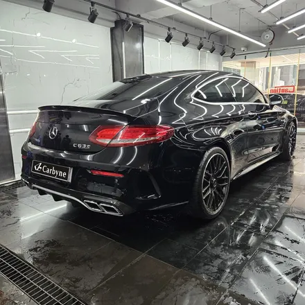 벤츠 c63 amg 블랙유광으로 고광택 전체 랩핑 수원 평택 / 경기 화성