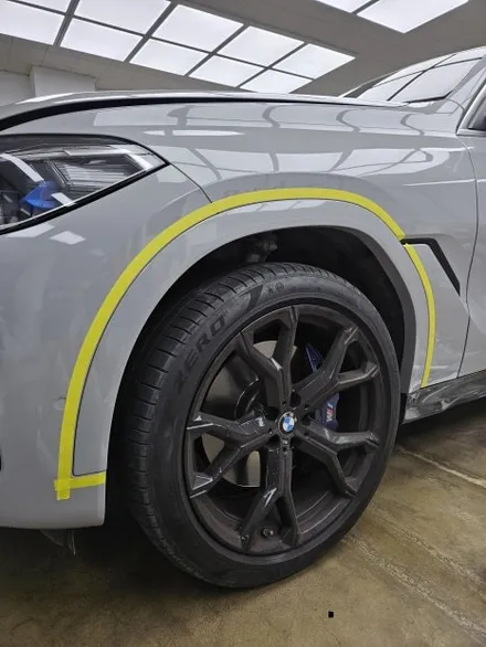 광교 랩핑, BMW X6 고광택 랩핑. 역동적인 매력을 가득 담은 사례. / 경기 화성