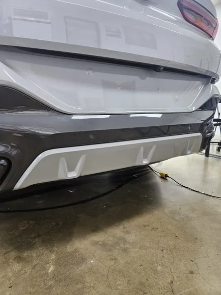광교 랩핑, BMW X6 고광택 랩핑. 역동적인 매력을 가득 담은 사례. / 경기 화성