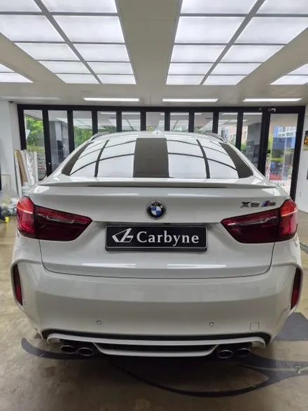 수원 랩핑, 유광 블랙은 실력을 숨길 수 없는 색입니다. BMW X6M 전체 랩핑. / 경기 화성