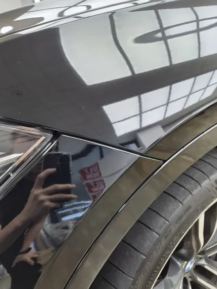 수원 랩핑, 유광 블랙은 실력을 숨길 수 없는 색입니다. BMW X6M 전체 랩핑. / 경기 화성
