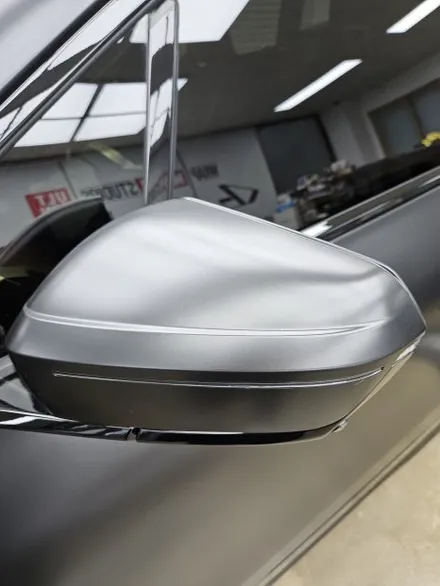 BMW IX 무광 PPF. 부담 없이 매트 컬러를 유지하는 비결. 영통구 권선구 울트론 PPF. / 경기 화성
