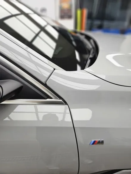 광교 랩핑, BMW X6 고광택 랩핑. 역동적인 매력을 가득 담은 사례. / 경기 화성