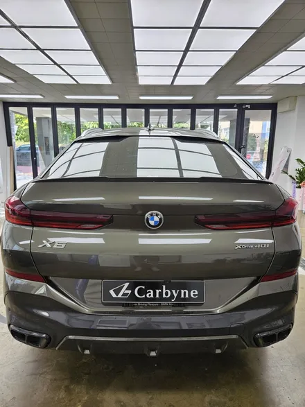 광교 랩핑, BMW X6 고광택 랩핑. 역동적인 매력을 가득 담은 사례. / 경기 화성