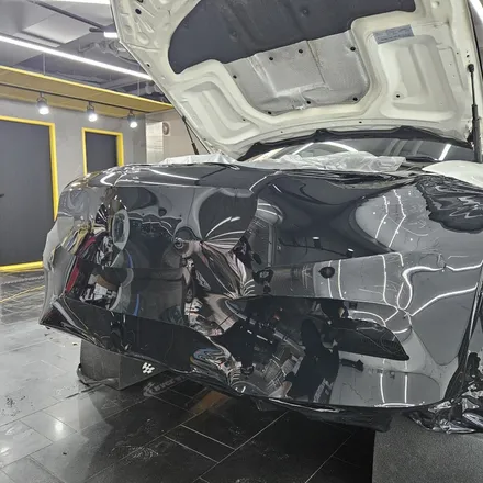 벤츠 c63 amg 블랙유광으로 고광택 전체 랩핑 수원 평택 / 경기 화성