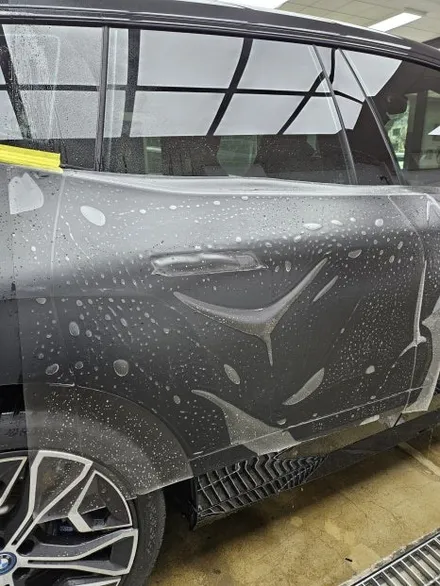 BMW IX 무광 PPF. 부담 없이 매트 컬러를 유지하는 비결. 영통구 권선구 울트론 PPF. / 경기 화성