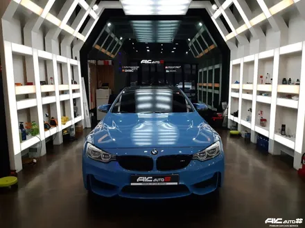 파주일산 BMW M4 기존필름 제거후 솔라가드 퀀텀 썬팅 재시공. / 고양 덕양구 동산동