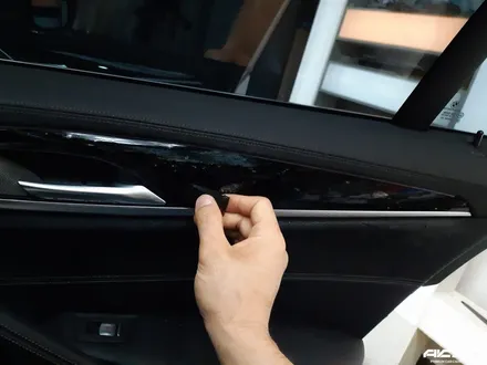 BMW 530I (G30) 파주 실내PPF 및 탑폴리에 루프스킨 시공. / 고양 덕양구 동산동