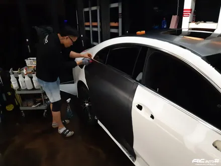 파주일산 벤츠 CLS 450 3M 세틴 다크그레이필름 전체랩핑 시공. / 고양 덕양구 동산동