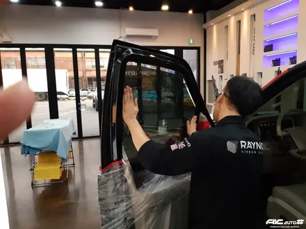 파주일산 링컨 네비게이터 스미스클럽T2 썬팅 시공. / 고양 덕양구 동산동