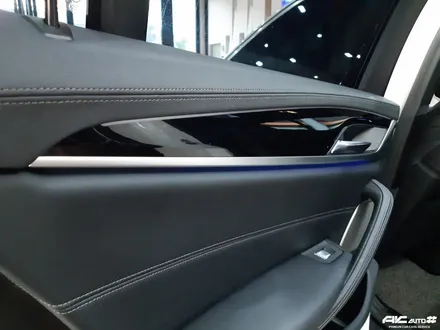 BMW 530I (G30) 파주 실내PPF 및 탑폴리에 루프스킨 시공. / 고양 덕양구 동산동