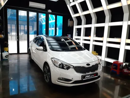 파주 kia K3 기존 루프스킨 제거후 탑폴리에루프스킨 시공. / 고양 덕양구 동산동