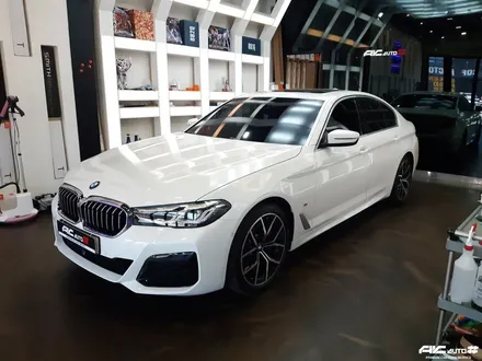 BMW 530I (G30) 파주 실내PPF 및 탑폴리에 루프스킨 시공. / 고양 덕양구 동산동