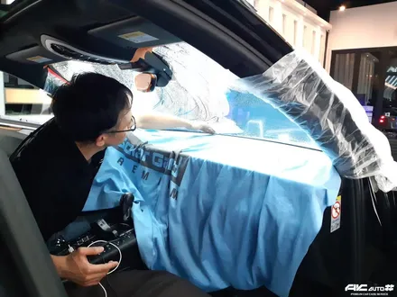 포르쉐 마칸S 기존 필름 제거후 스미스클럽T2 파주 썬팅 시공. / 고양 덕양구 동산동