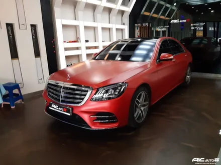 파주일산 벤츠 S350d 3M 세틴레드 전체 랩핑 시공. / 고양 덕양구 동산동
