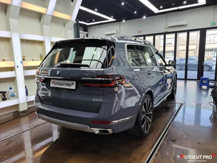 뜨거운 시선과 압도적인 덩치에 움찔할 괴물이 나타났다. BMW X7 7xDrive 40i DPE 6인승 | 솔라가드 퀀텀 틴팅. / 고양 덕양구 동산동