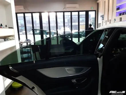 파주일산 벤츠 CLS400d 기존필름 제거후 스미스클럽T2 썬팅 시공. / 고양 덕양구 동산동