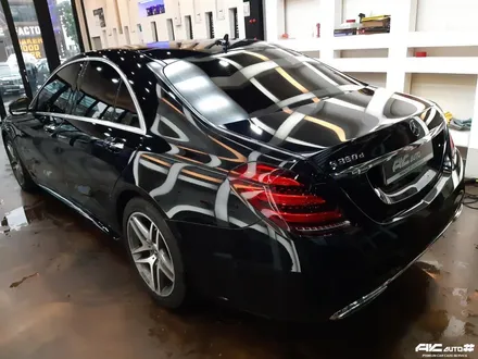 파주일산 벤츠 S350d 3M 세틴레드 전체 랩핑 시공. / 고양 덕양구 동산동