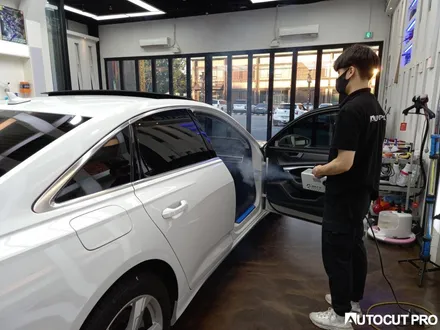 AUDI A6(C8) 기존 필름 제거후 스미스클럽T2 파주 썬팅 재시공. by 오토컷프로샵 파주점. / 고양 덕양구 동산동