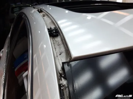 BMW 520D 3M2080 파주 루프스킨 시공. / 고양 덕양구 동산동