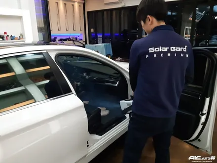 BMW 520D (F10) 기존필름 제거 후 디텍 오로라 썬팅 시공 파주 일산 김포 시공점. / 고양 덕양구 동산동