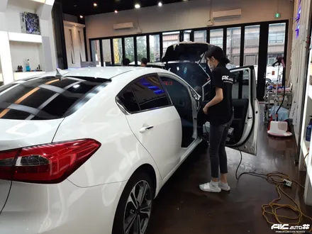 KIA K3(1세대) 기존 필름제거 후 세인트아모 루틴72 파주 썬팅 재시공. / 고양 덕양구 동산동