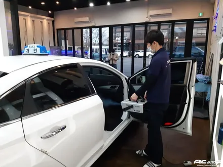 LF쏘나타 기존 썬팅지 제거 후 세인트아모 루틴72 썬팅 파주 일산 김포 시공점. / 고양 덕양구 동산동