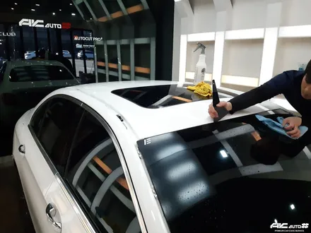 파주일산 벤츠 E220d 탑폴리에 루프스킨 시공. / 고양 덕양구 동산동