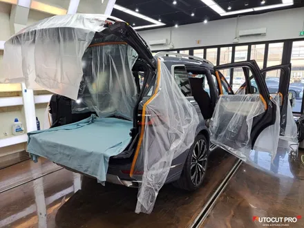 뜨거운 시선과 압도적인 덩치에 움찔할 괴물이 나타났다. BMW X7 7xDrive 40i DPE 6인승 | 솔라가드 퀀텀 틴팅. / 고양 덕양구 동산동