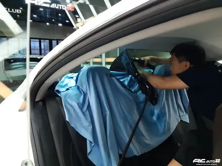 파주일산 벤츠 CLS400d 기존필름 제거후 스미스클럽T2 썬팅 시공. / 고양 덕양구 동산동