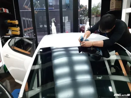 파주일산 KIA 1세대 K5 하이브리드 3M2080 루프스킨 시공. / 고양 덕양구 동산동