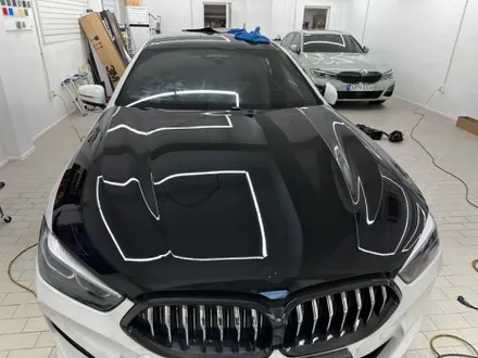 BMW 840i 고광택 유광 블랙 전체랩핑 - 탑폴리에 8시리즈 / 강남,개포,서초
