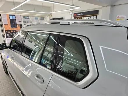BMW 신형 X7 전체 크롬 죽이기 랩핑 시공 / 서울 강남