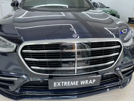 벤츠 신형 S63 AMG 크롬 죽이기, 부분 랩핑으로 달라진 차량 분위기 / 서울 강남