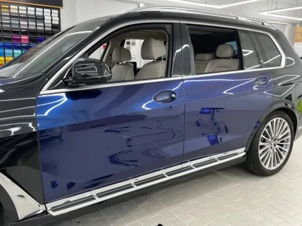 BMW X7 고광택 차량 전체 랩핑 - LB \'탄자나이트 블루\' / 강남,개포,서초
