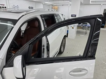 BMW 신형 X7 전체 크롬 죽이기 랩핑 시공 / 서울 강남