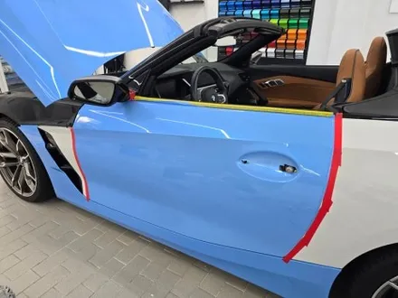 BMW Z4 m40i 강남 자동차 전체 랩핑 고광택 캔디 블루 / 서울 강남