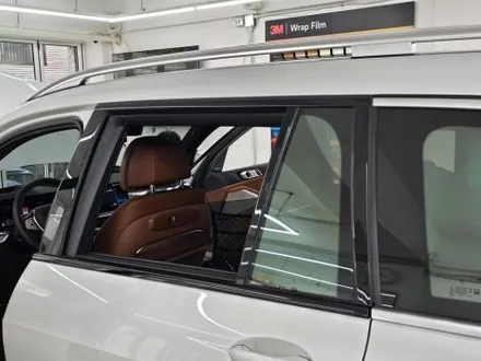 BMW 신형 X7 전체 크롬 죽이기 랩핑 시공 / 서울 강남