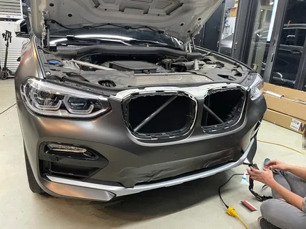 BMW X4 \'사틴 다크 바솔트\' 전체 랩핑 - 자동차 랩핑 비용 / 강남,개포,서초