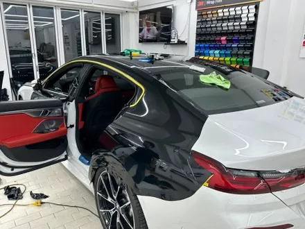 BMW 840i 고광택 유광 블랙 전체랩핑 - 탑폴리에 8시리즈 / 강남,개포,서초