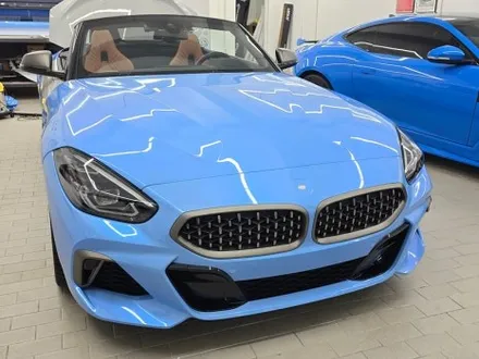BMW Z4 m40i 강남 자동차 전체 랩핑 고광택 캔디 블루 / 서울 강남