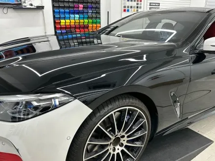 BMW 840i 고광택 유광 블랙 전체랩핑 - 탑폴리에 8시리즈 / 강남,개포,서초