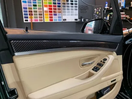 BMW 550d 사틴 블랙&카본 전체 랩핑 - 카본 실내 랩핑 - 강남 랩핑 익스트림 랩 / 강남,개포,서초
