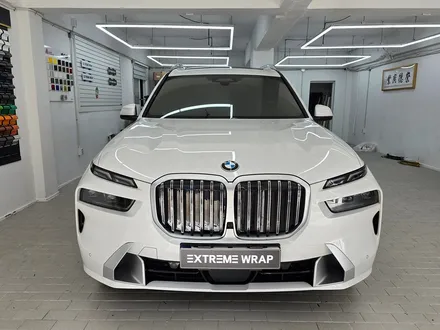 BMW 신형 X7 전체 크롬 죽이기 랩핑 시공 / 서울 강남